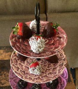 Healthy treat recipes are also offered on Meal Garden like these dark chocolate covered strawberries that are made with coconut oil. They were yummy!